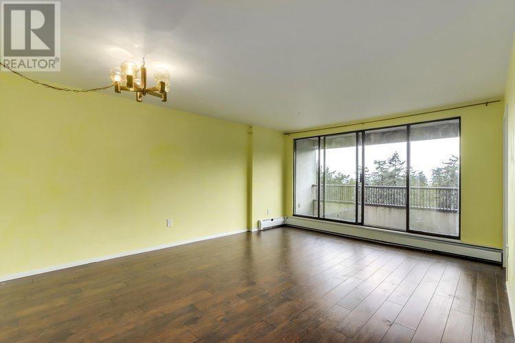 1401 6595 Willingdon Avenue, Burnaby, British Columbia  V5H 4E5 - Photo 3 - R2812108