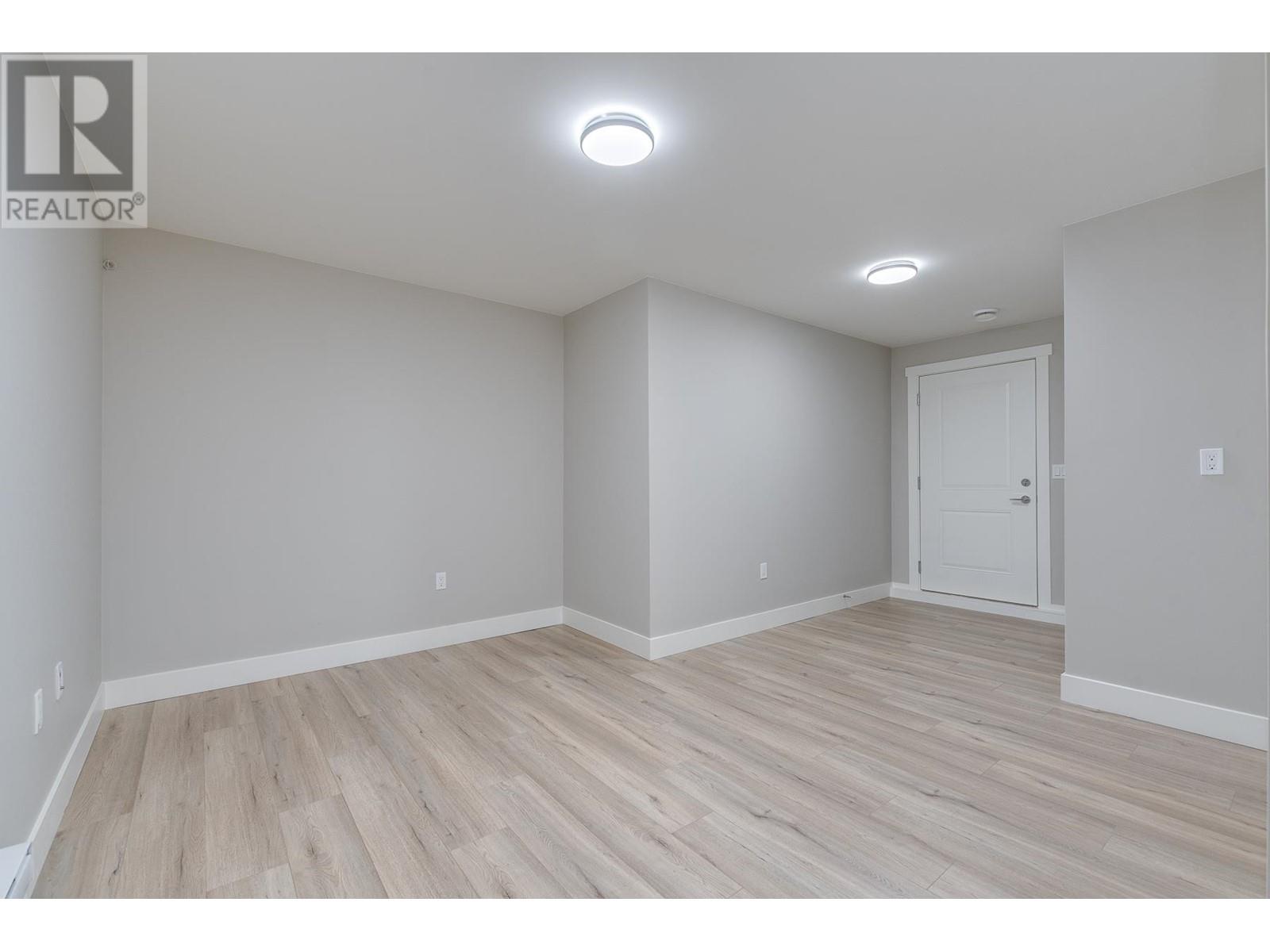 3423 Victoria Drive, Coquitlam, British Columbia  V3B 2V5 - Photo 23 - R2813867