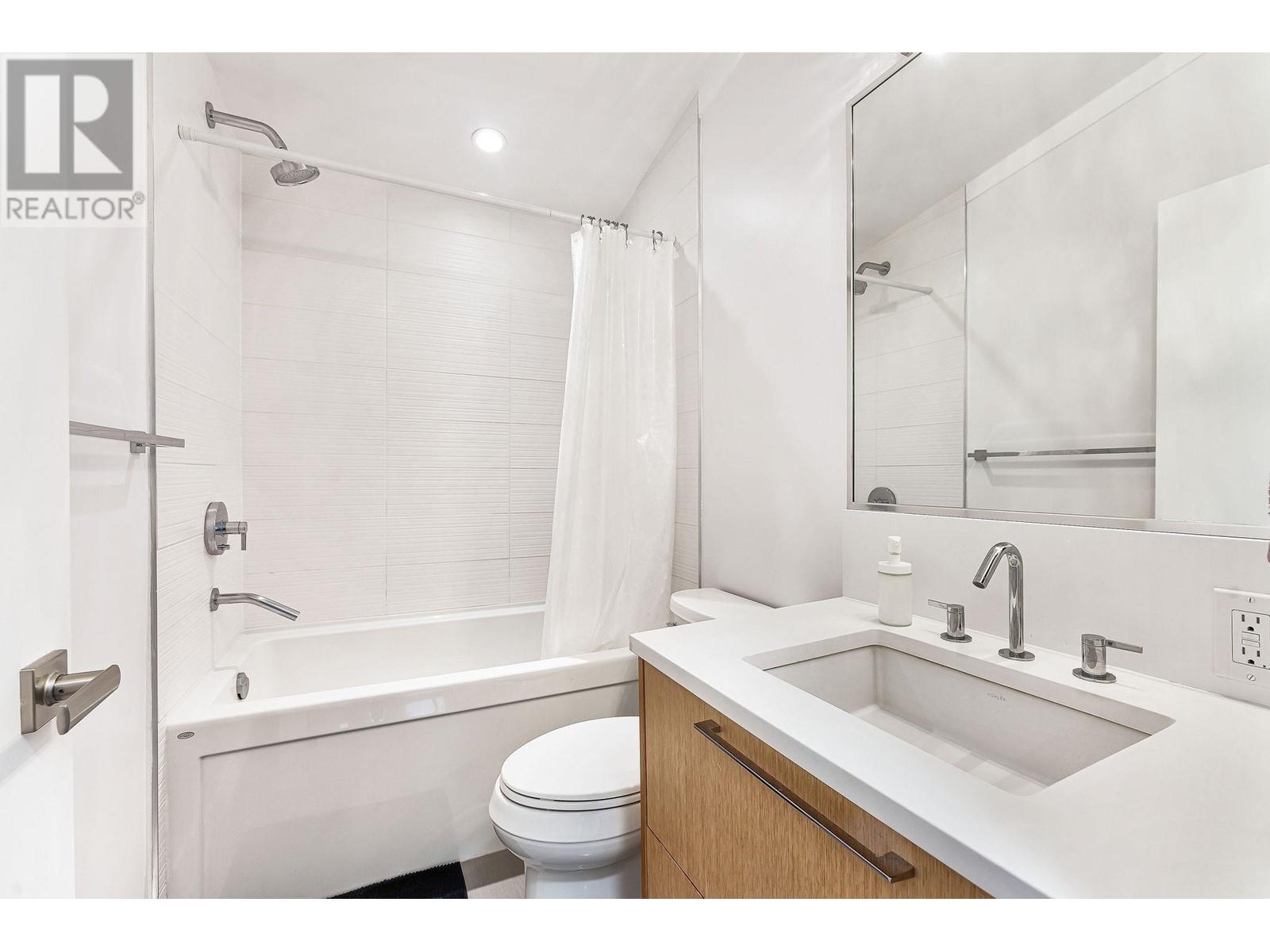 101 2200 Caledonia Avenue, North Vancouver, British Columbia  V7G 1T9 - Photo 21 - R2813924