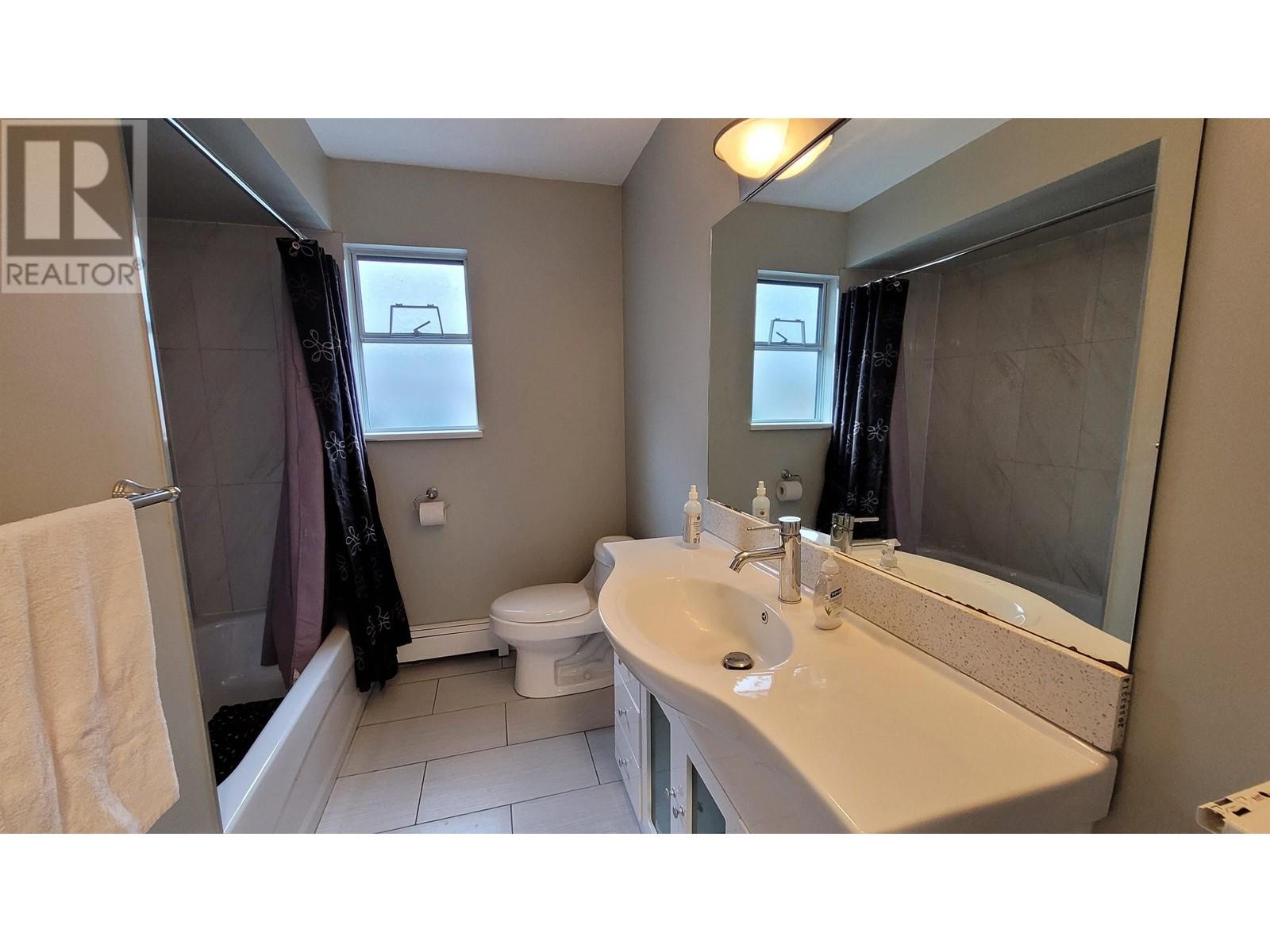2659 Duke Street, Vancouver, British Columbia  V5R 4S8 - Photo 8 - R2813941