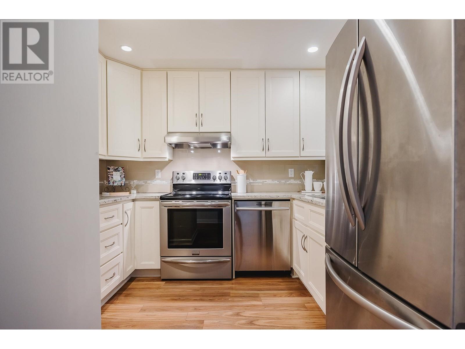 16 270 Casey Street, Coquitlam, British Columbia  V3K 6Y4 - Photo 7 - R2813891