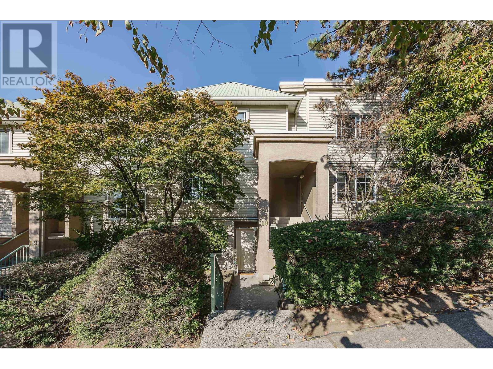 16 270 CASEY STREET, coquitlam, British Columbia