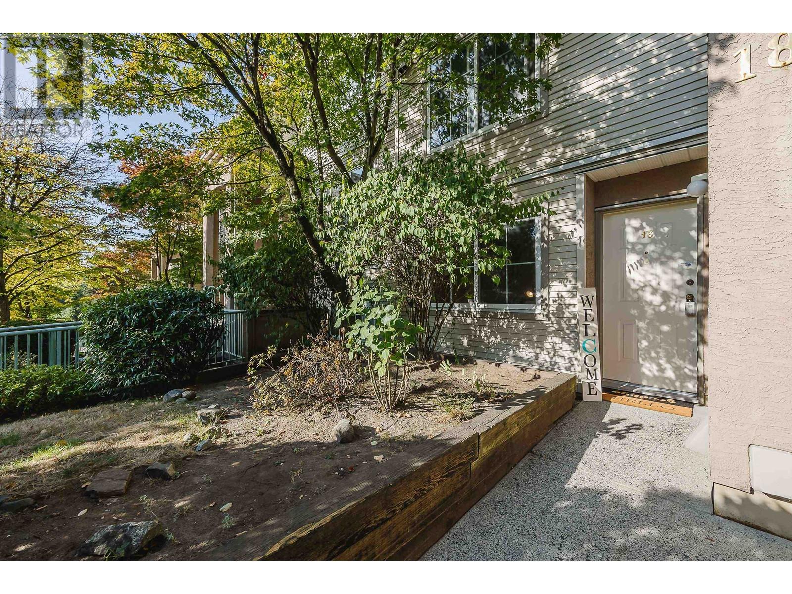 16 270 Casey Street, Coquitlam, British Columbia  V3K 6Y4 - Photo 3 - R2813891