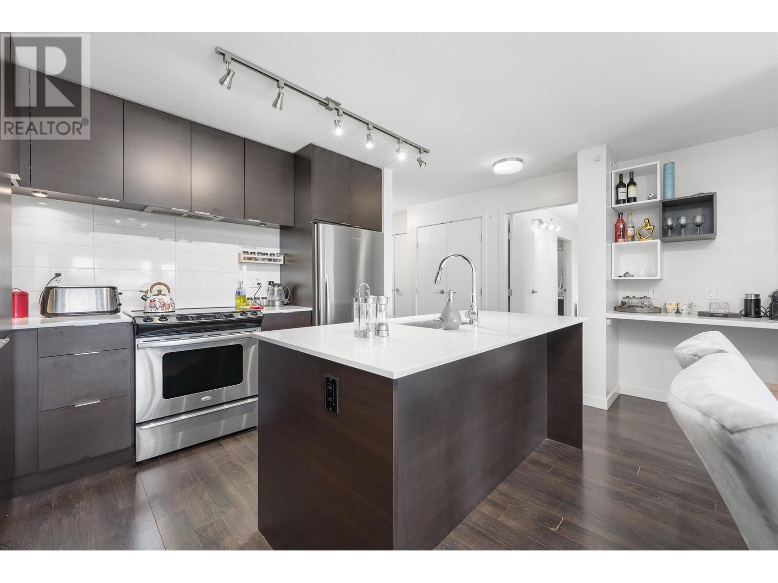 406 1677 Lloyd Avenue, Vancouver, British Columbia  V7P 0B1 - Photo 8 - R2814013