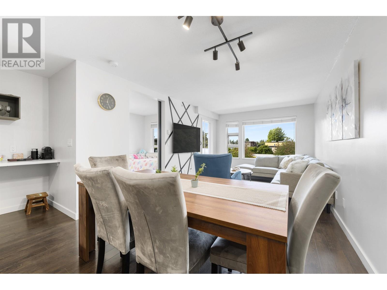 406 1677 Lloyd Avenue, Vancouver, British Columbia  V7P 0B1 - Photo 9 - R2814013
