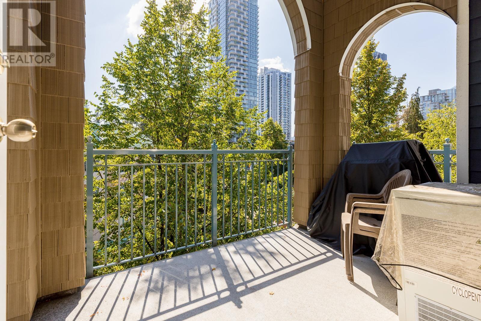 407 3065 Primrose Lane, Coquitlam, British Columbia  V3B 7P7 - Photo 10 - R2814031