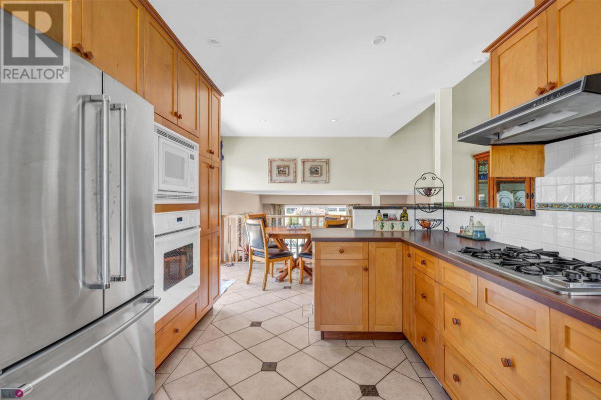 602 Waterloo Drive, Port Moody, British Columbia  V3H 3K5 - Photo 16 - R2814037