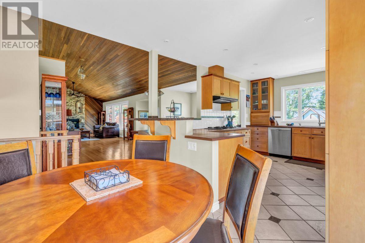 602 Waterloo Drive, Port Moody, British Columbia  V3H 3K5 - Photo 18 - R2814037