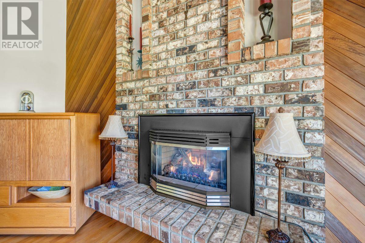 602 Waterloo Drive, Port Moody, British Columbia  V3H 3K5 - Photo 6 - R2814037