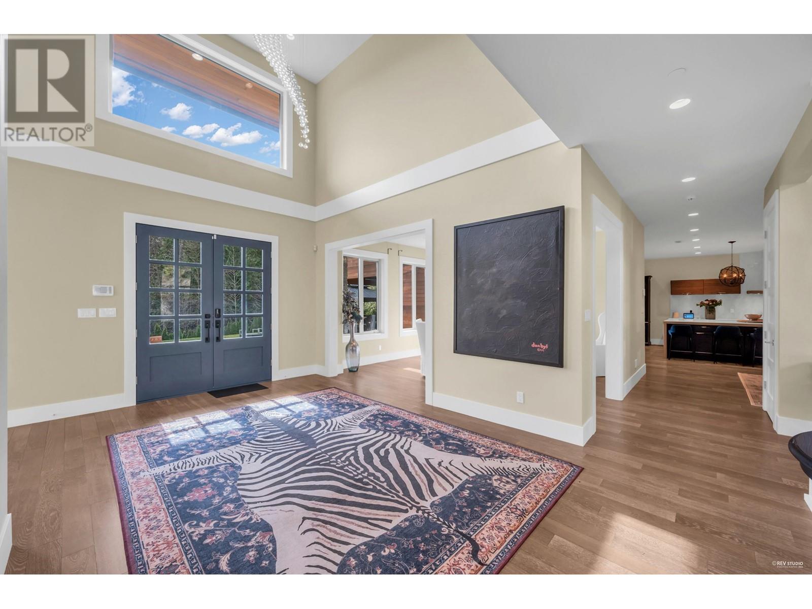 780 Eyremount Drive, West Vancouver, British Columbia  V7S 2A4 - Photo 3 - R2814039