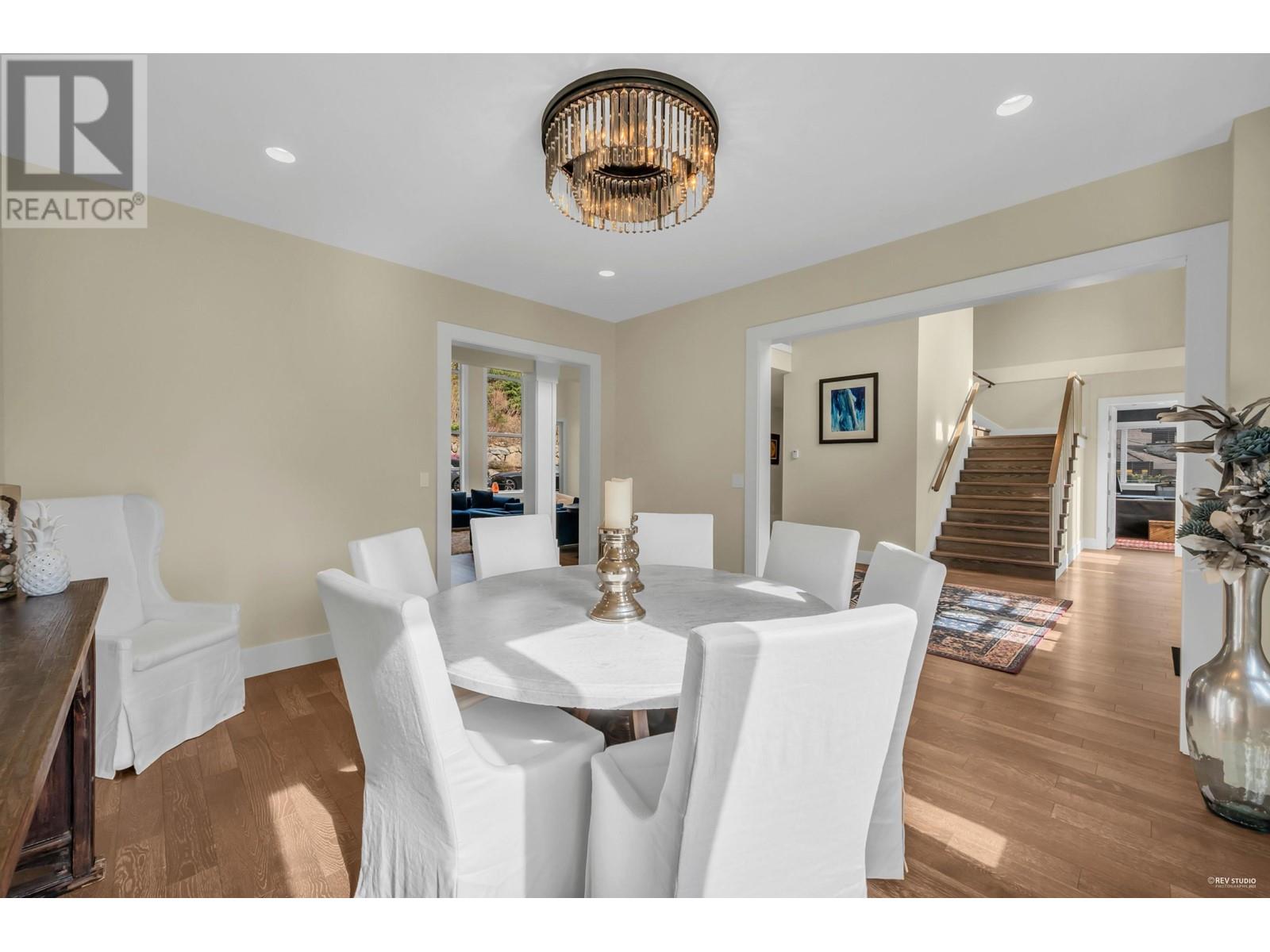 780 Eyremount Drive, West Vancouver, British Columbia  V7S 2A4 - Photo 8 - R2814039