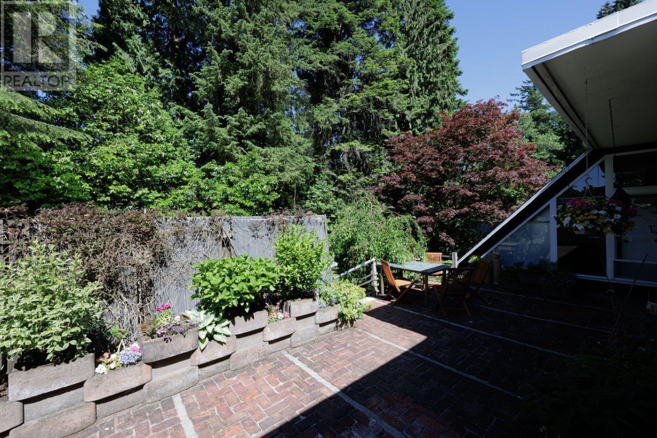 6040 Marine Drive, West Vancouver, British Columbia  V7W 2S3 - Photo 20 - R2814043