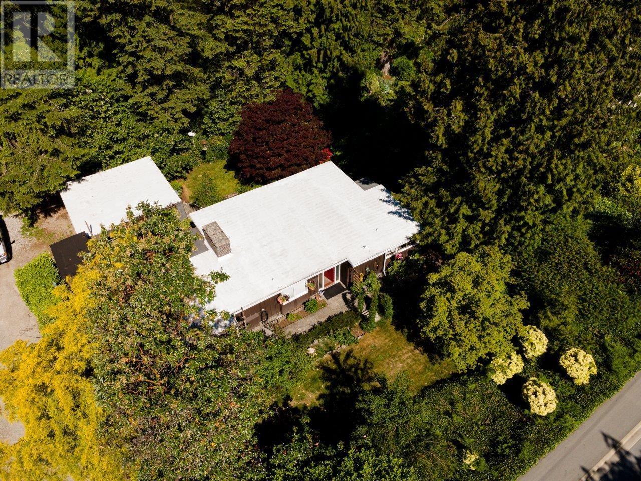 6040 Marine Drive, West Vancouver, British Columbia  V7W 2S3 - Photo 21 - R2814043