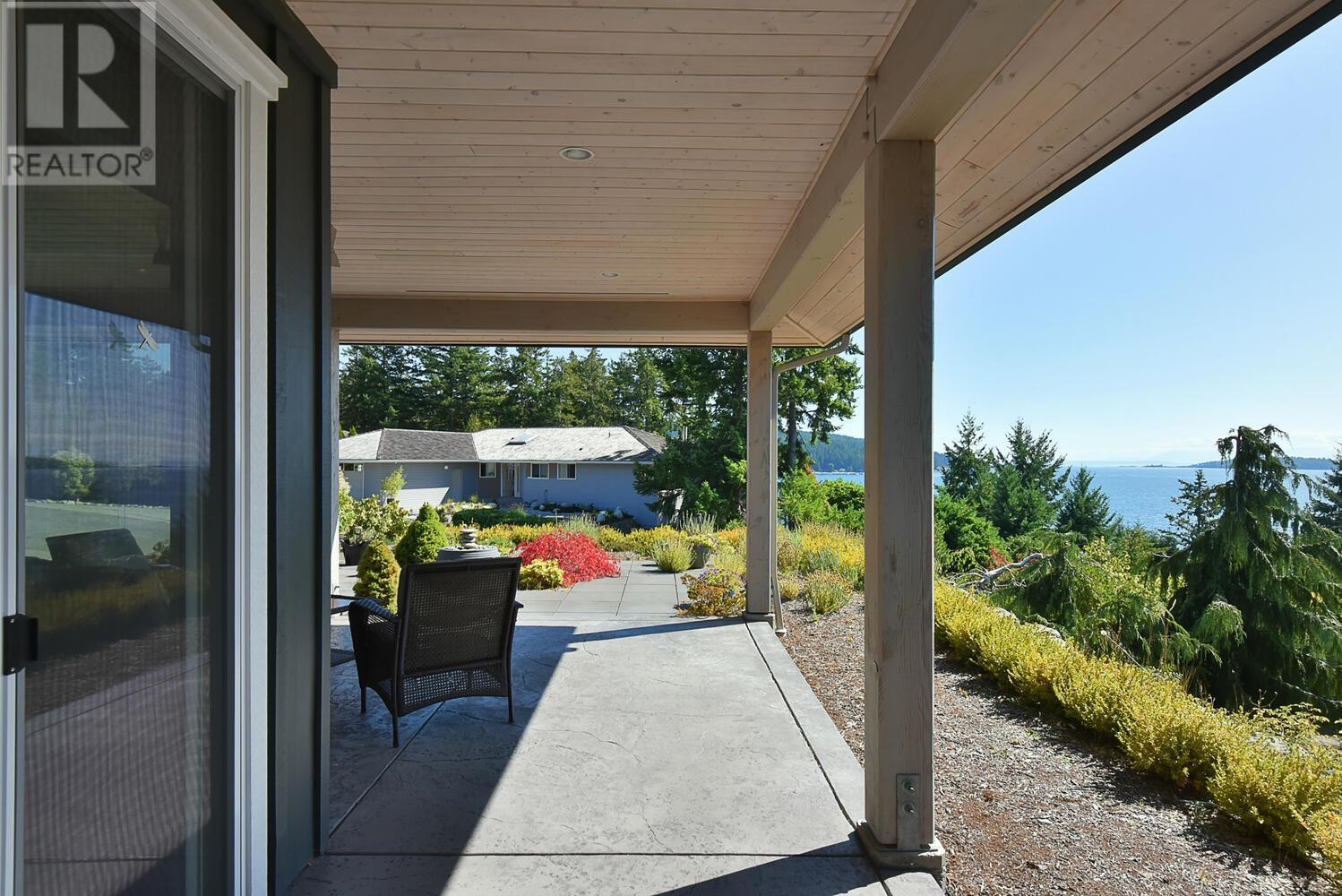 5484 Hydaway Place, Halfmoon Bay, British Columbia  V7Z 1B4 - Photo 16 - R2814057