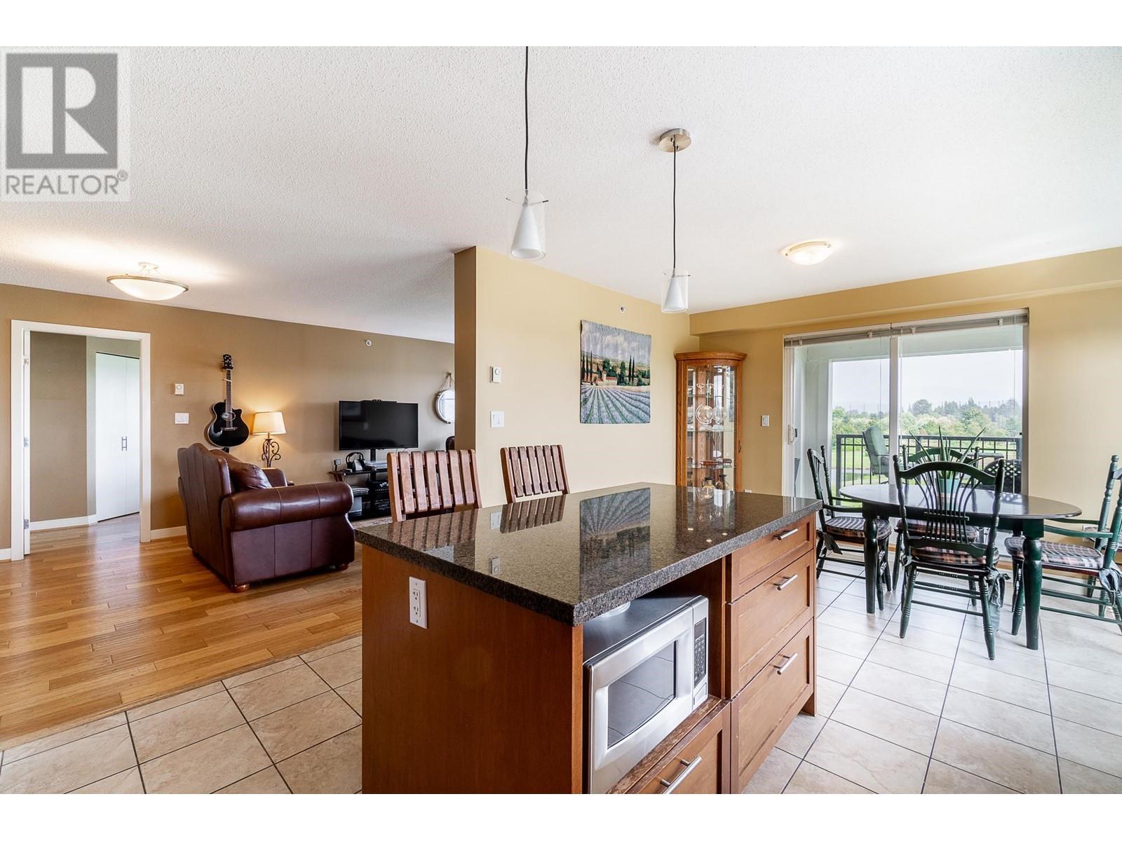 404 19677 Meadow Gardens Way, Pitt Meadows, British Columbia  V3Y 0A2 - Photo 25 - R2809617