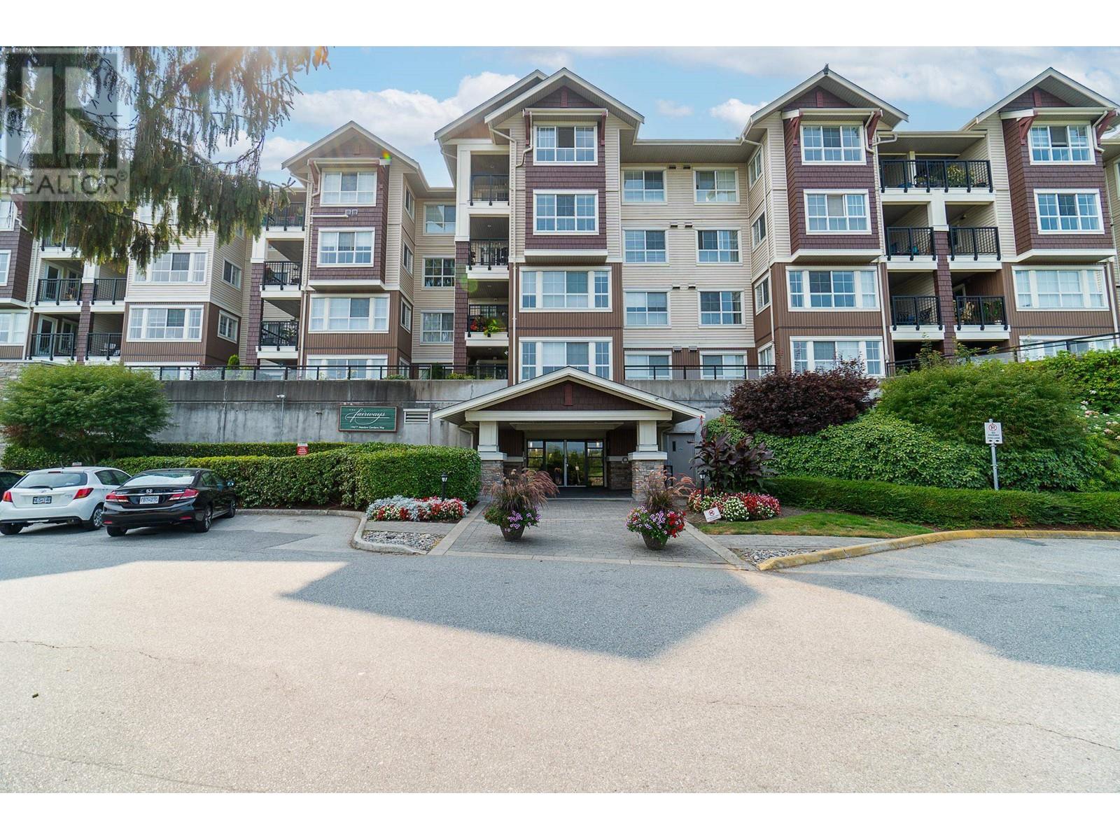 404 19677 Meadow Gardens Way, Pitt Meadows, British Columbia  V3Y 0A2 - Photo 5 - R2809617