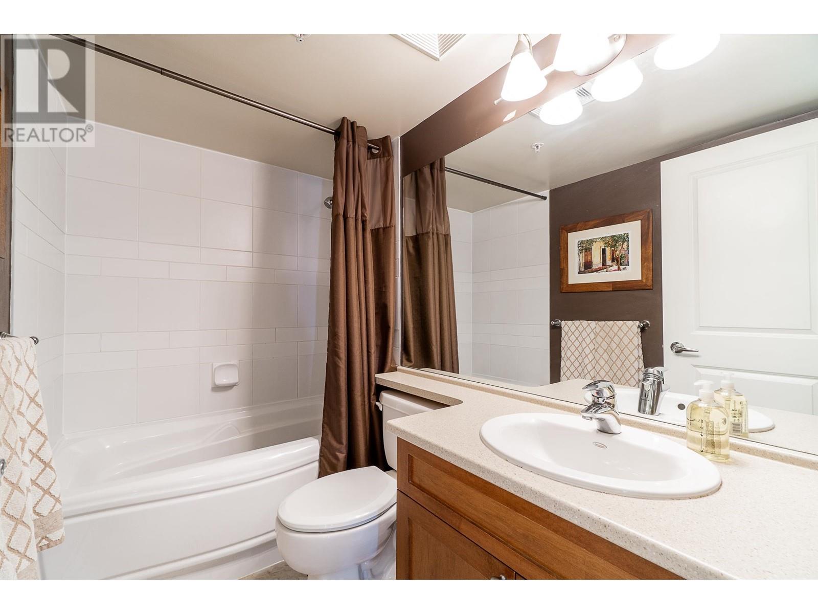 404 19677 Meadow Gardens Way, Pitt Meadows, British Columbia  V3Y 0A2 - Photo 14 - R2809617