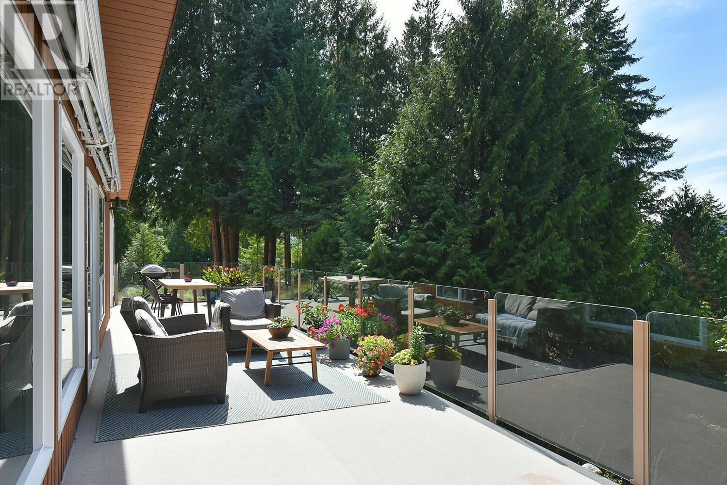 5809 Tillicum Bay Road, Sechelt, British Columbia  V7Z 0C7 - Photo 15 - R2802368