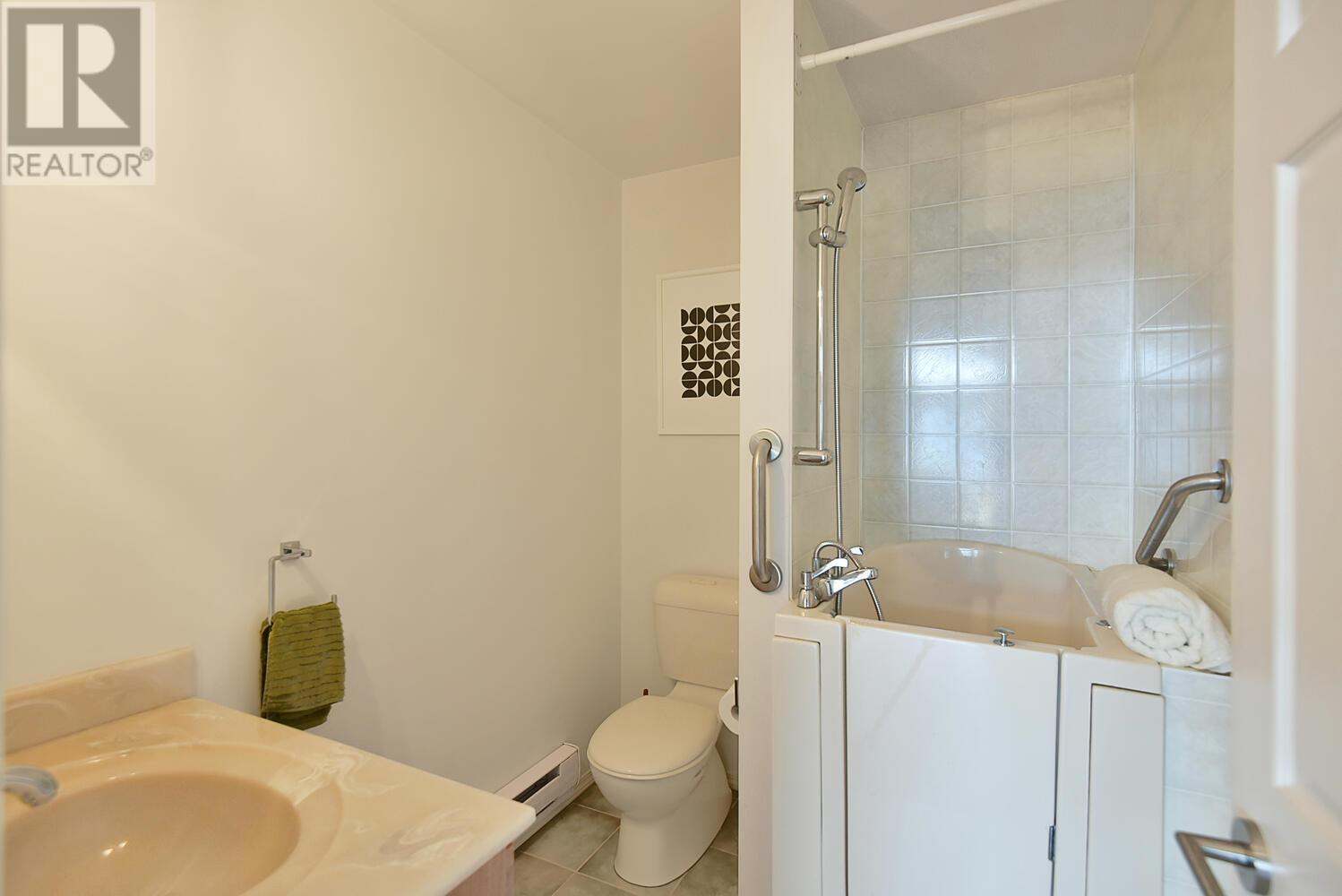 5809 Tillicum Bay Road, Sechelt, British Columbia  V7Z 0C7 - Photo 22 - R2802368