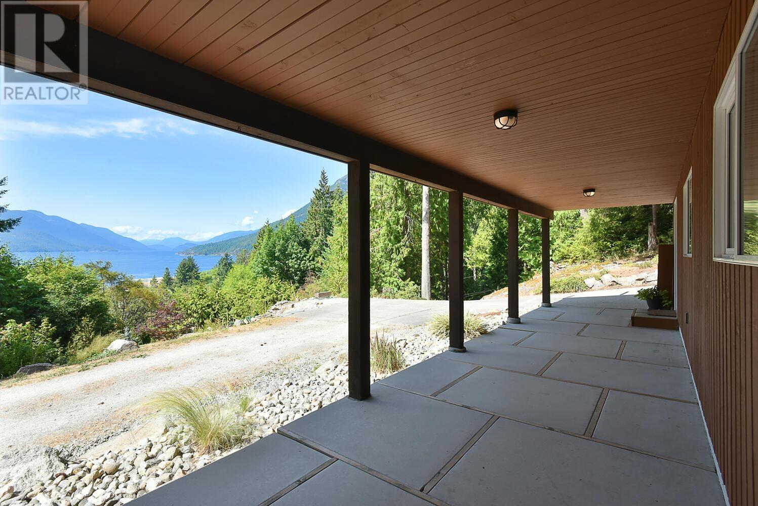 5809 Tillicum Bay Road, Sechelt, British Columbia  V7Z 0C7 - Photo 23 - R2802368