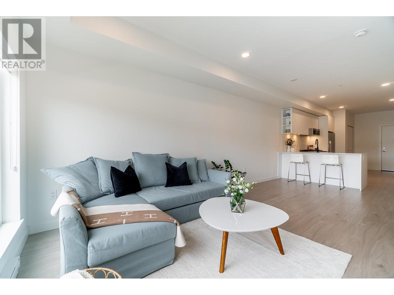 215 2345 Rindall Avenue, Port Coquitlam, British Columbia  V3C 0T1 - Photo 7 - R2814148