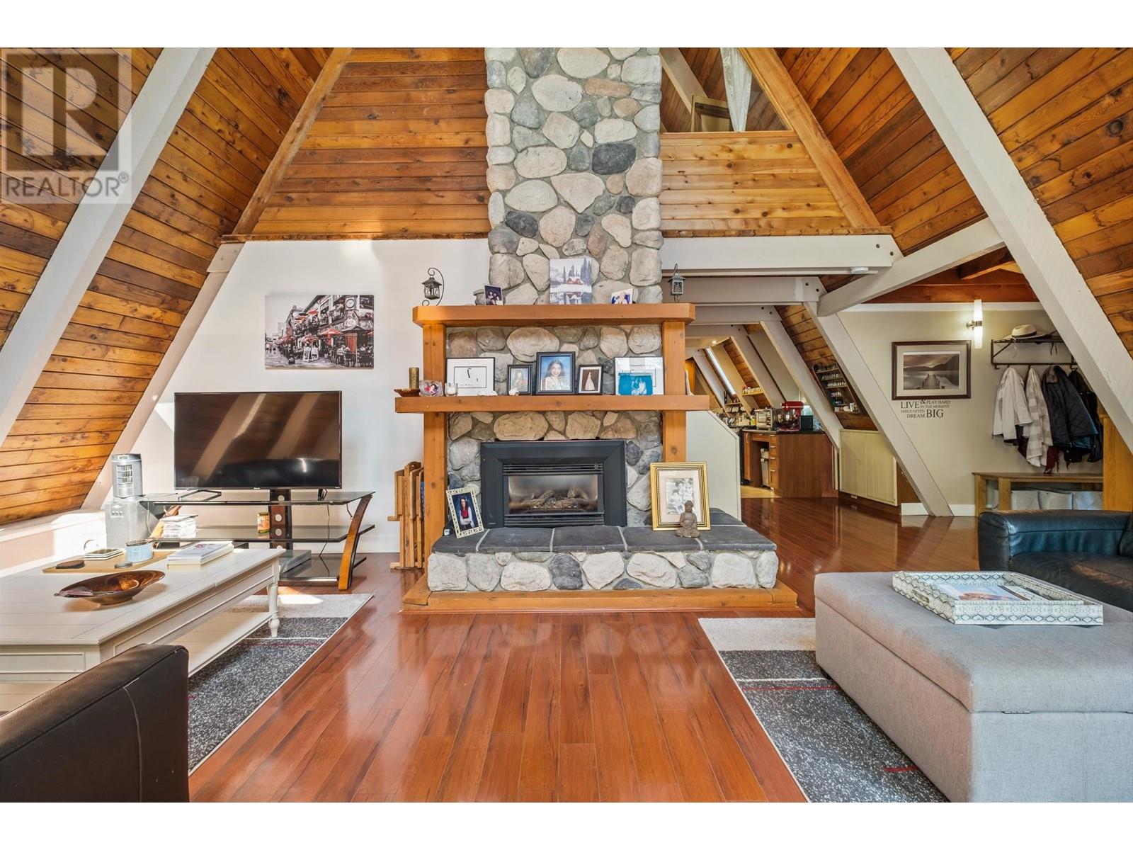 14241 Silver Valley Road, Maple Ridge, British Columbia  V4R 2R3 - Photo 5 - R2814171