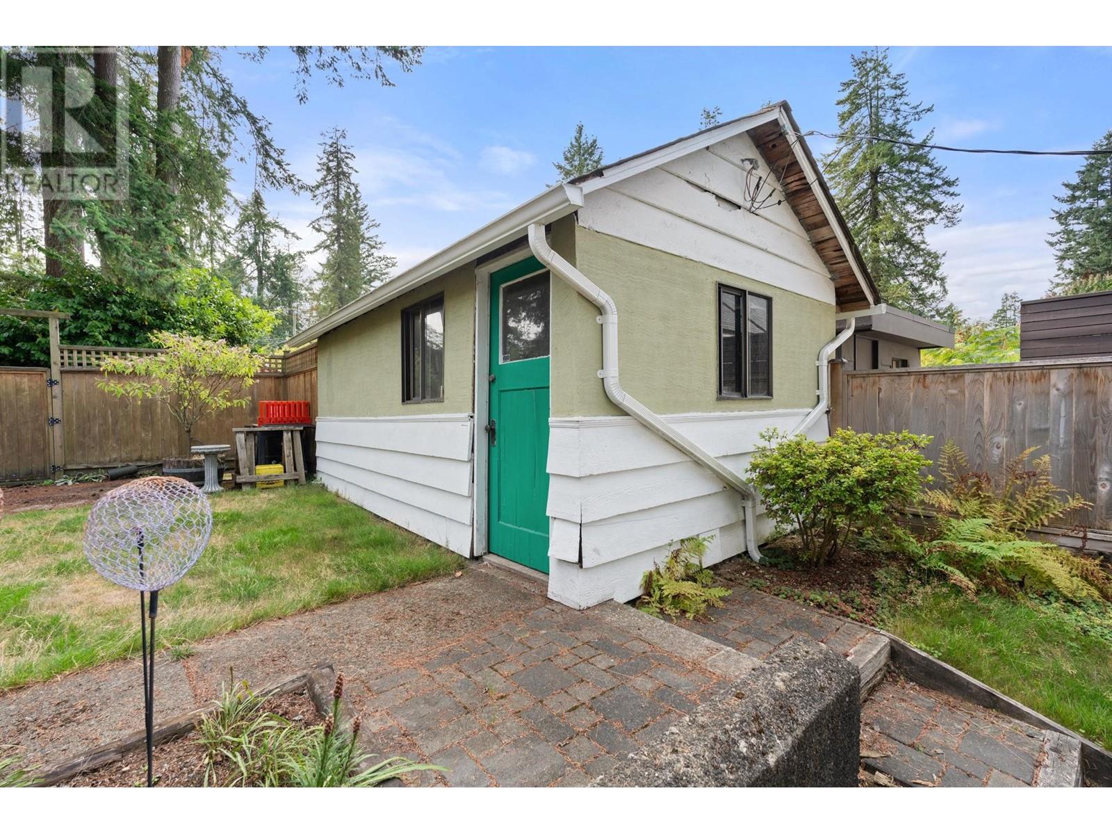 1375 W 21st Street, North Vancouver, British Columbia  V7P 2E1 - Photo 29 - R2814175