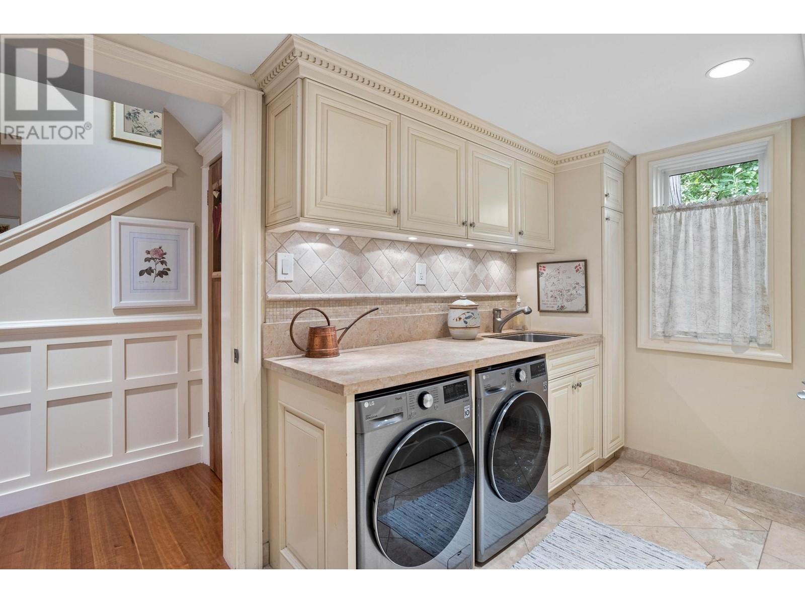 4472 Ross Crescent, West Vancouver, British Columbia  V7W 1B2 - Photo 36 - R2814182