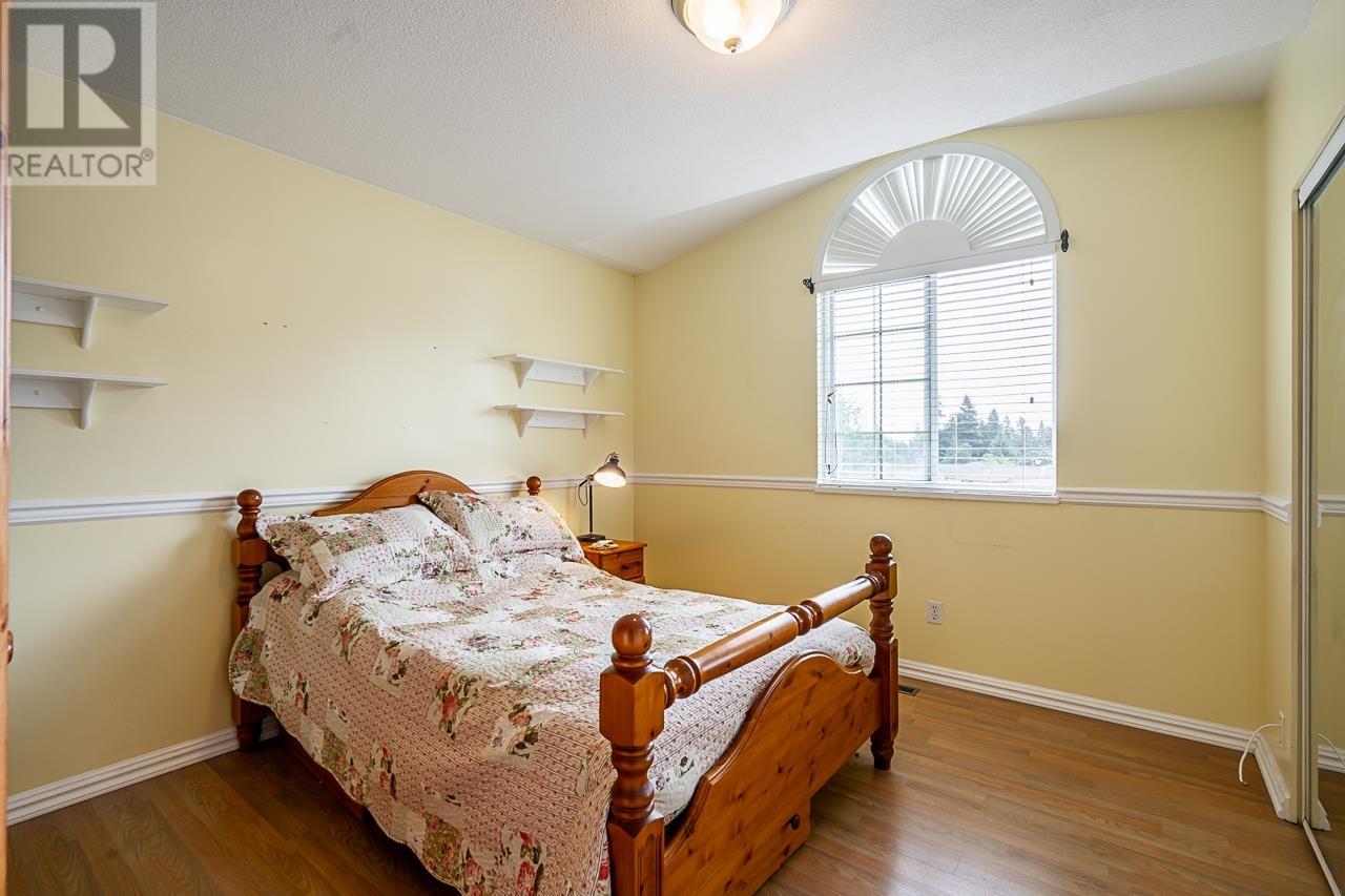 3301 Bayswater Avenue, Coquitlam, British Columbia  V3E 3G3 - Photo 23 - R2814291