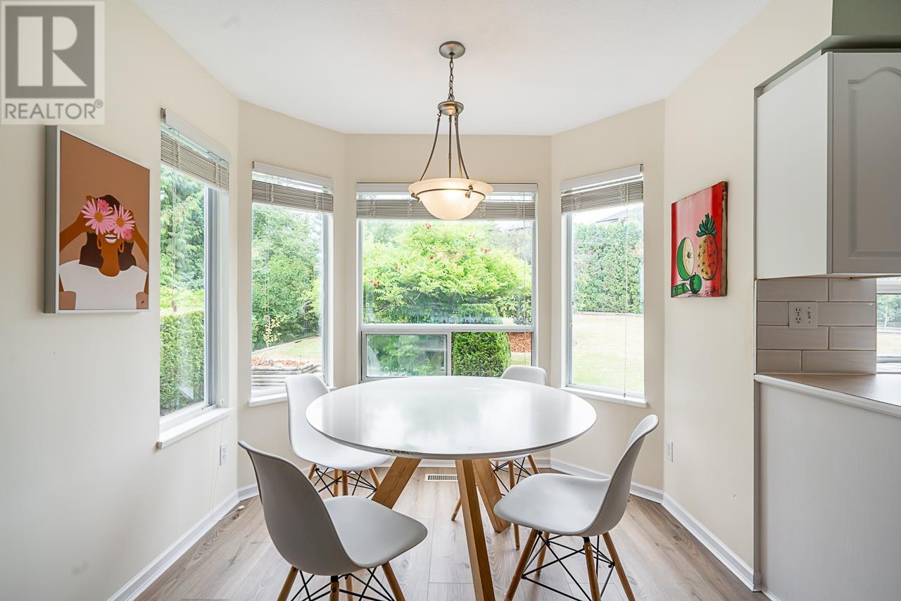 3301 Bayswater Avenue, Coquitlam, British Columbia  V3E 3G3 - Photo 7 - R2814291