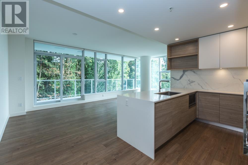 504 595 Austin Avenue, Coquitlam, British Columbia  V3K 0G7 - Photo 2 - R2813991