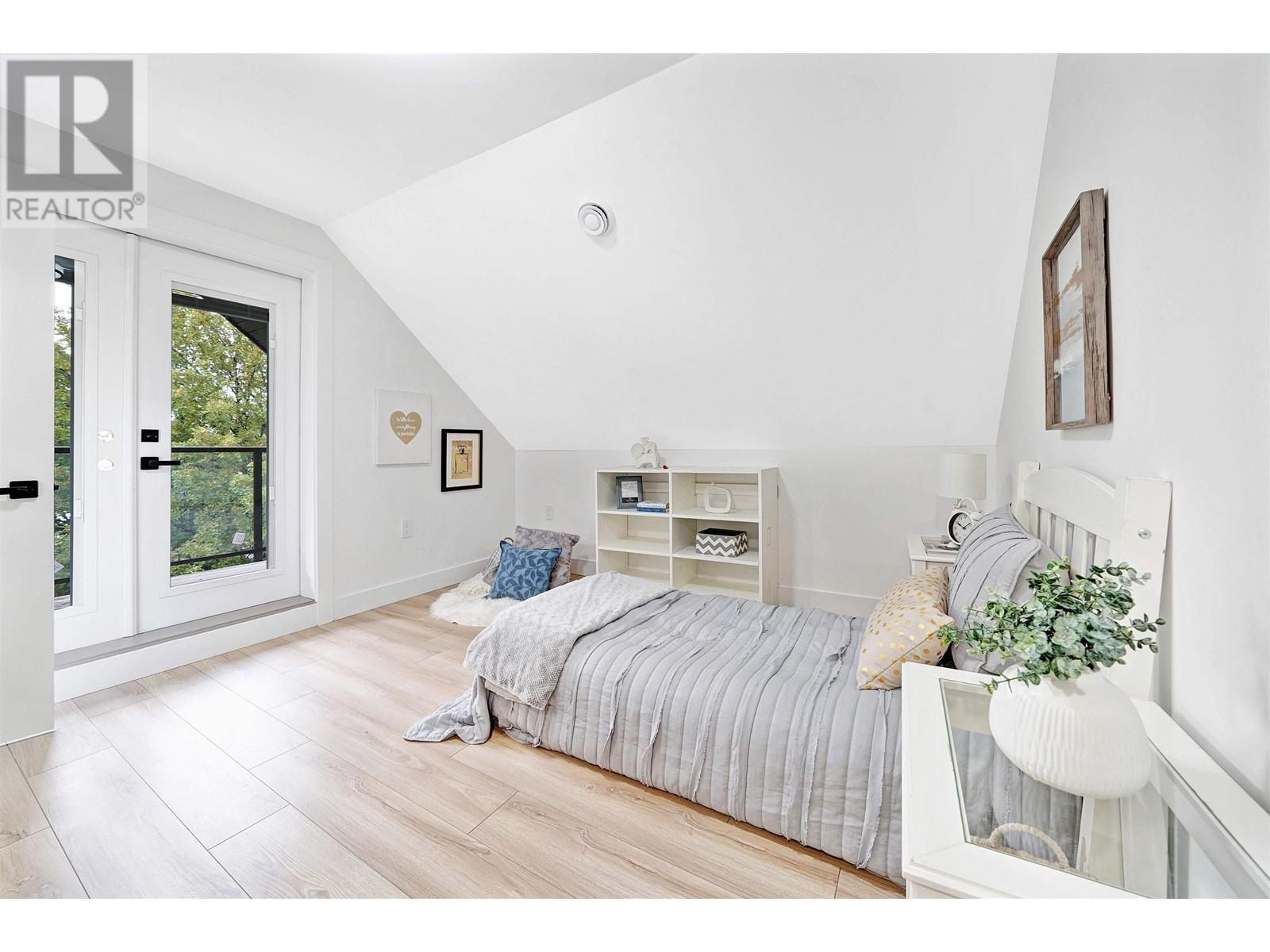 3248 William Street, Vancouver, British Columbia  V5K 2Z1 - Photo 9 - R2812609