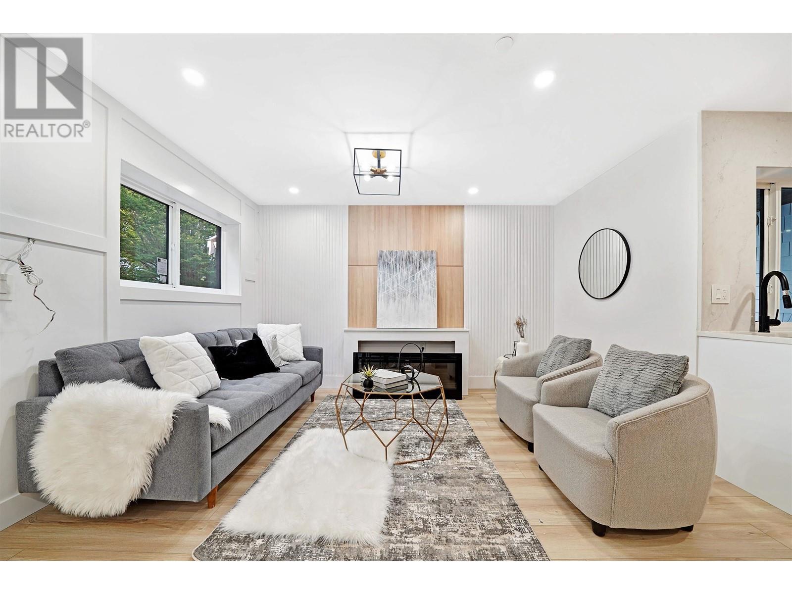 3248 William Street, Vancouver, British Columbia  V5K 2Z1 - Photo 3 - R2812609