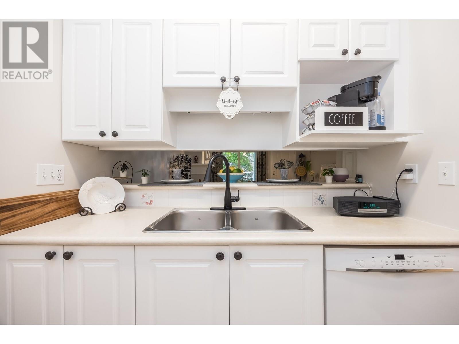 24 2422 Hawthorne Avenue, Port Coquitlam, British Columbia  V3C 6K7 - Photo 16 - R2813994