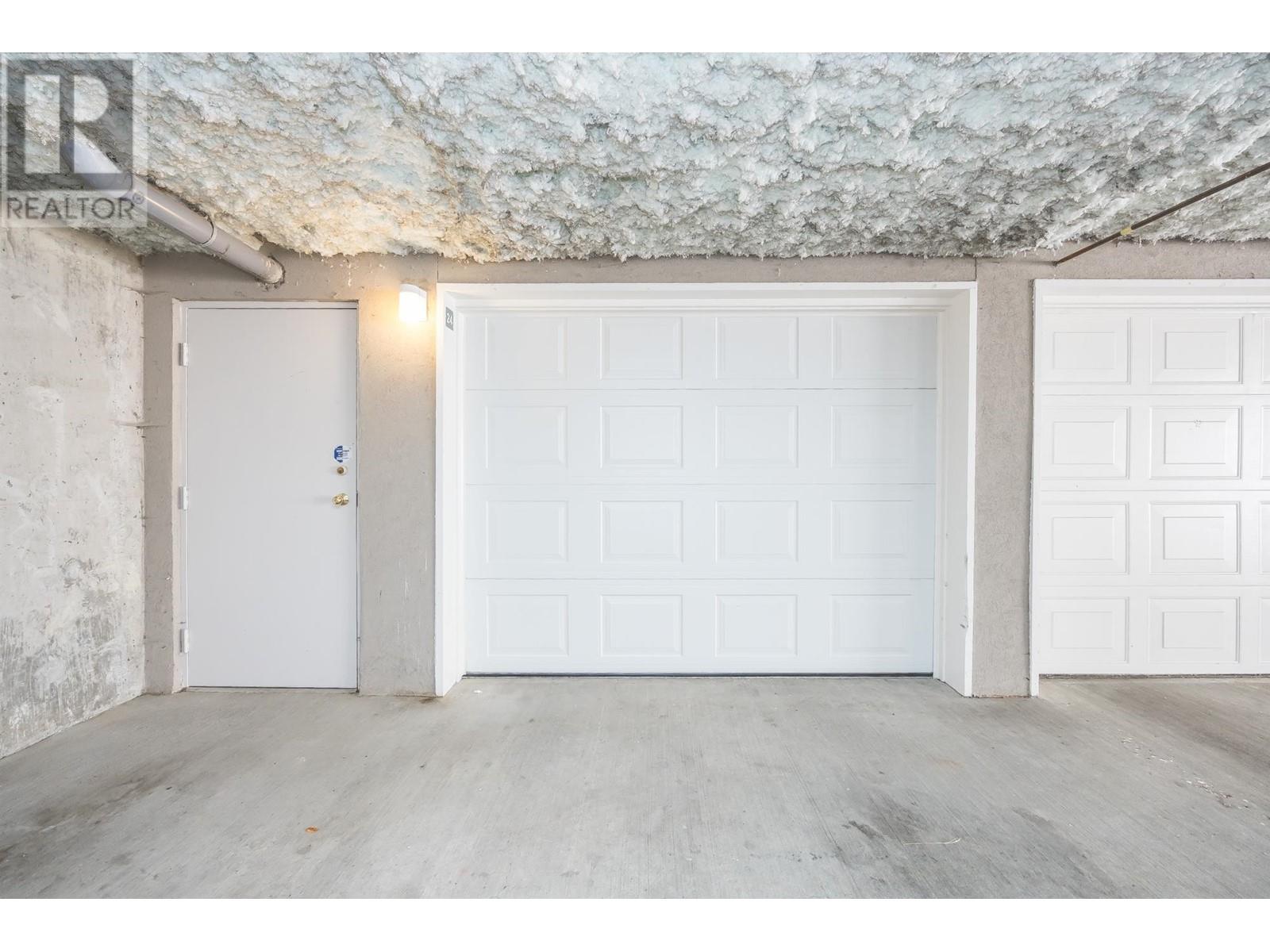 24 2422 Hawthorne Avenue, Port Coquitlam, British Columbia  V3C 6K7 - Photo 27 - R2813994