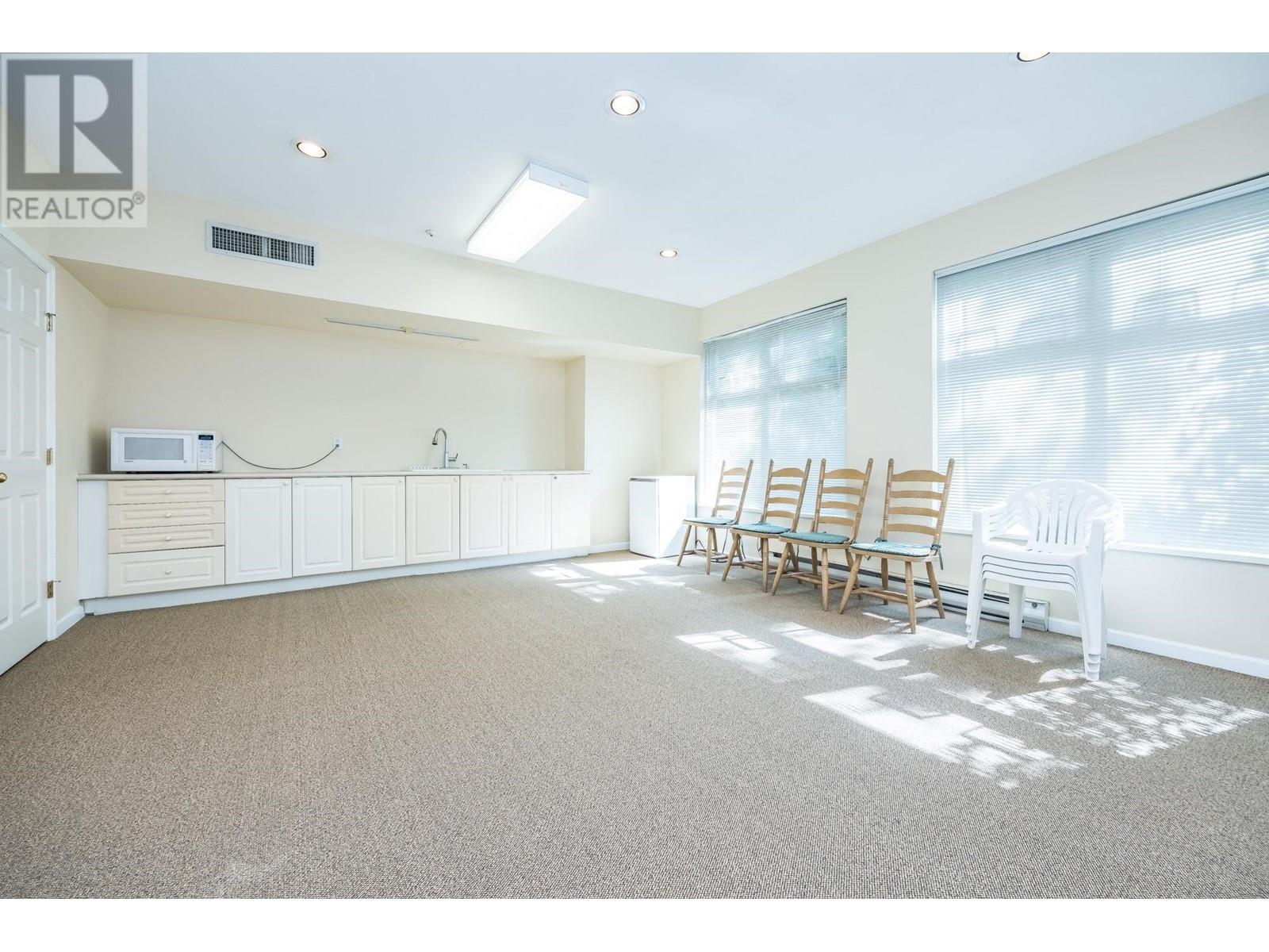 24 2422 Hawthorne Avenue, Port Coquitlam, British Columbia  V3C 6K7 - Photo 35 - R2813994