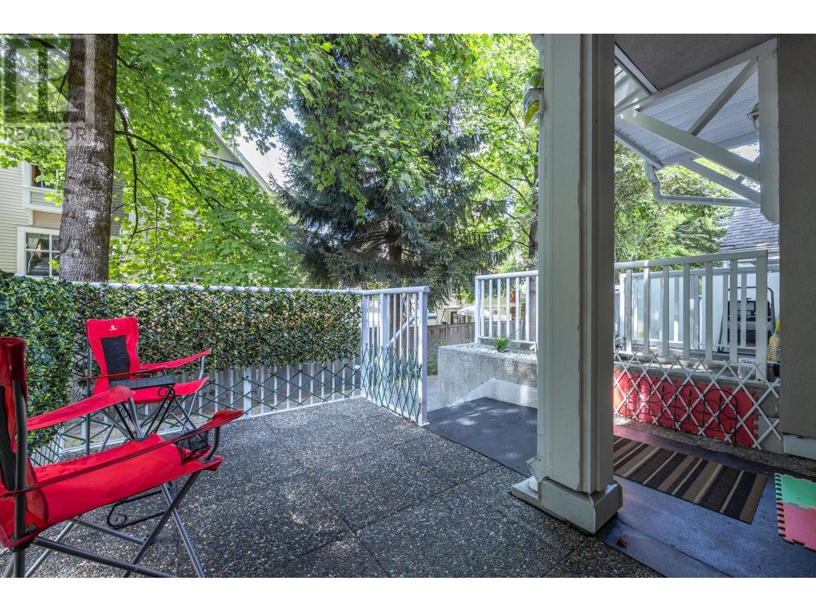 24 2422 Hawthorne Avenue, Port Coquitlam, British Columbia  V3C 6K7 - Photo 22 - R2813994