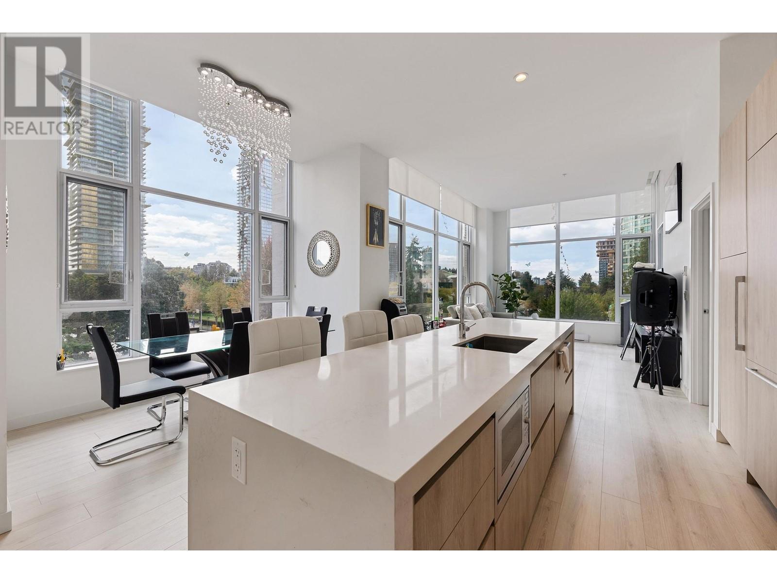 308 6080 Mckay Avenue, Burnaby, British Columbia  V5H 0J4 - Photo 11 - R2814164