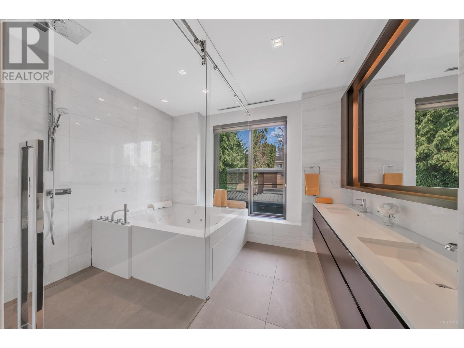 6450 Mccleery Street, Vancouver, British Columbia  V6N 1G6 - Photo 22 - R2814248