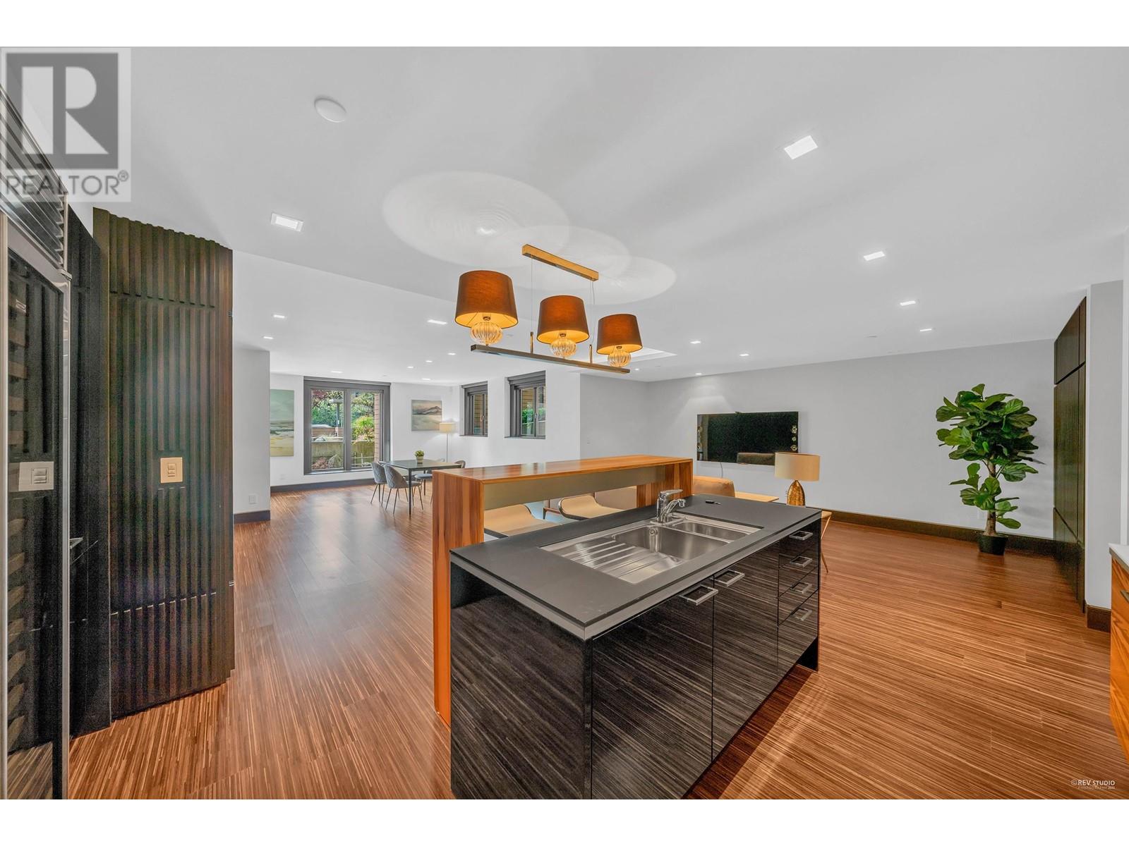6450 Mccleery Street, Vancouver, British Columbia  V6N 1G6 - Photo 13 - R2814248