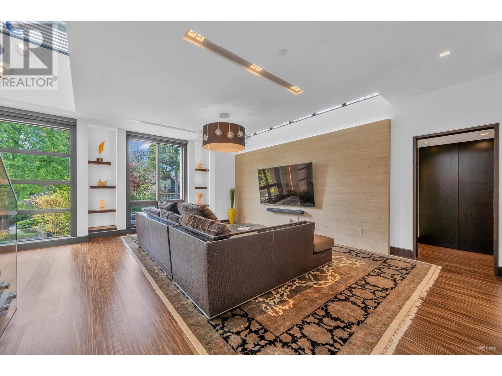 6450 Mccleery Street, Vancouver, British Columbia  V6N 1G6 - Photo 3 - R2814248