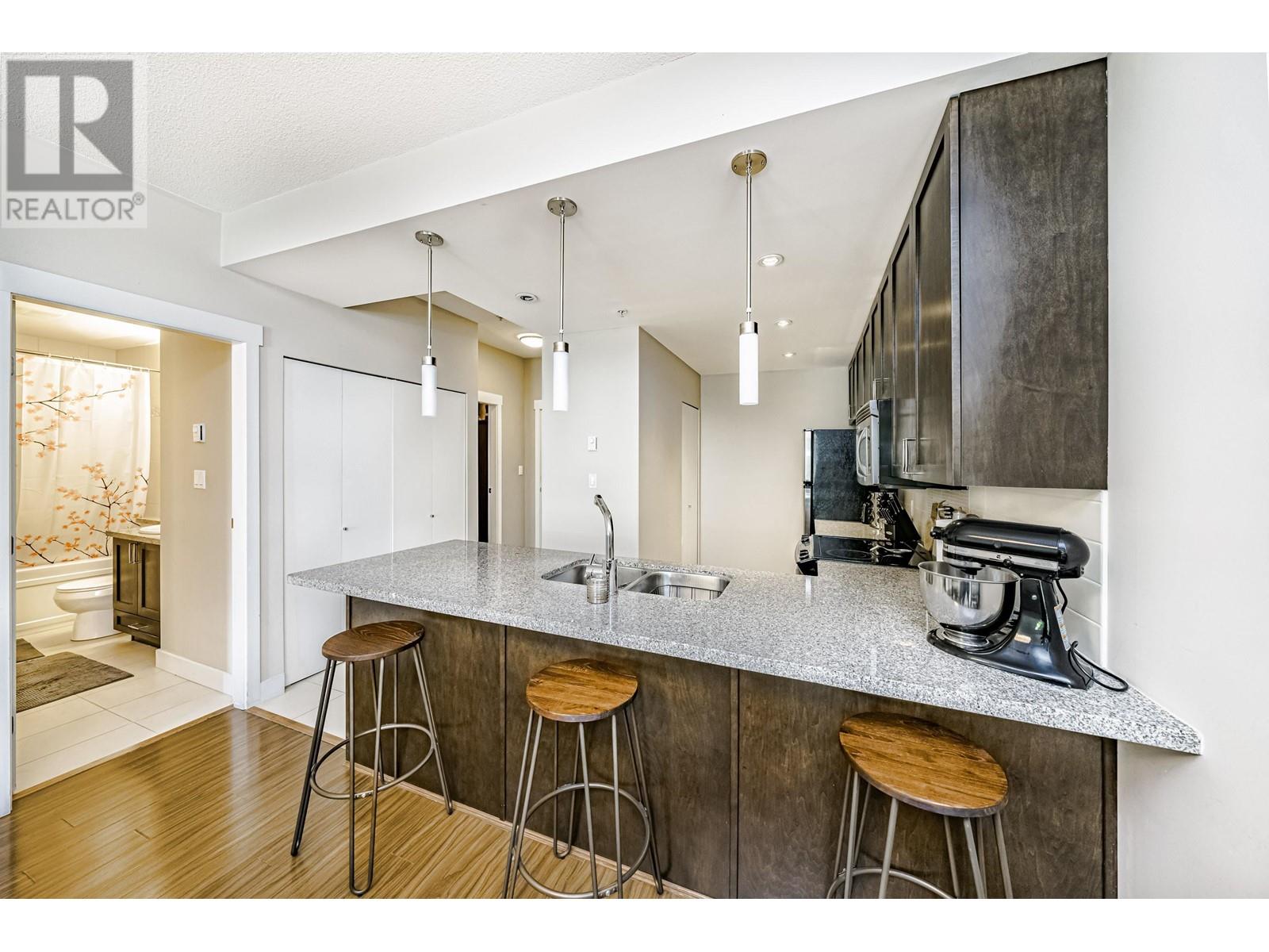 305 2368 Marpole Avenue, Port Coquitlam, British Columbia  V3C 0B4 - Photo 4 - R2814328