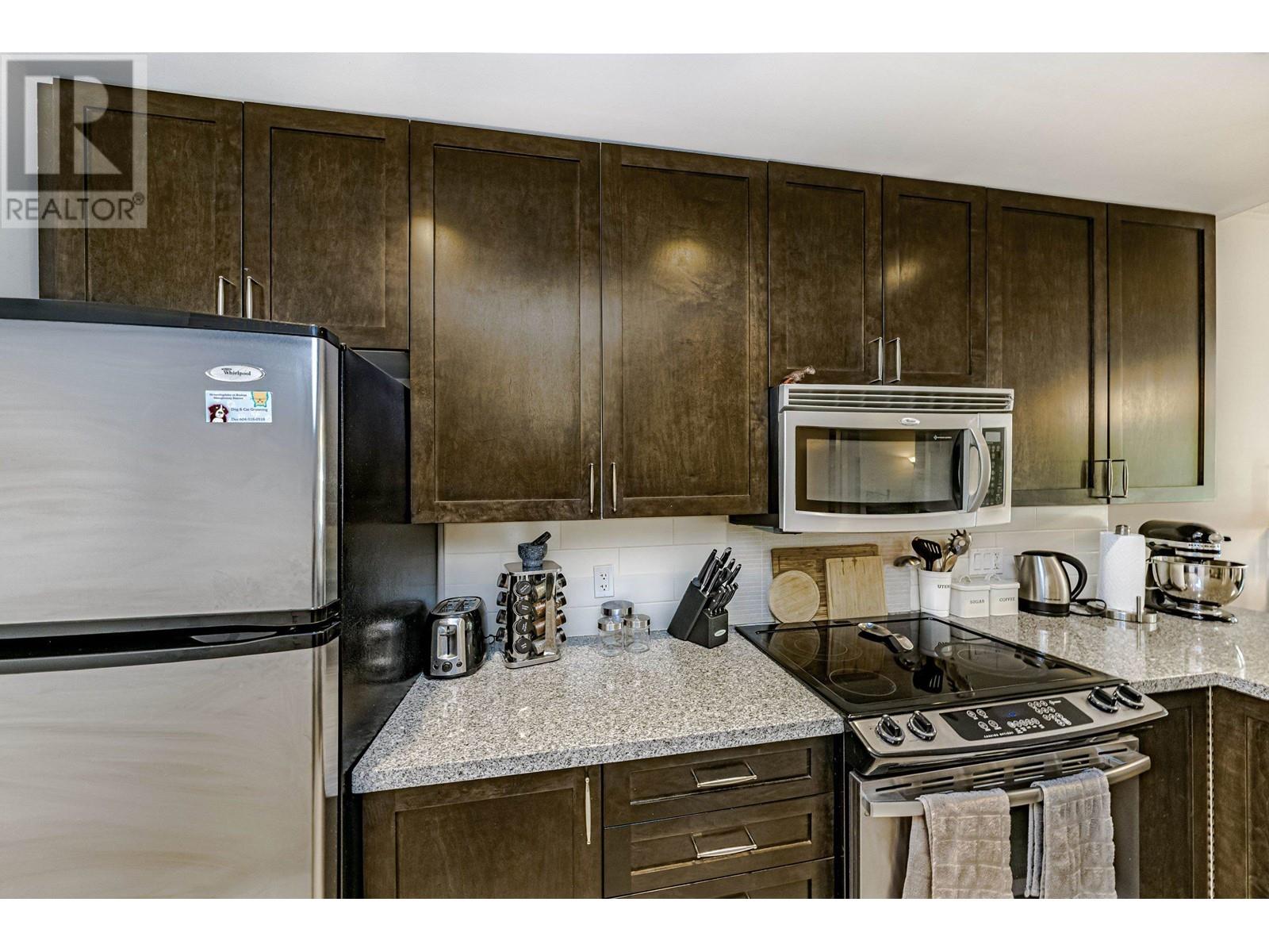 305 2368 Marpole Avenue, Port Coquitlam, British Columbia  V3C 0B4 - Photo 5 - R2814328