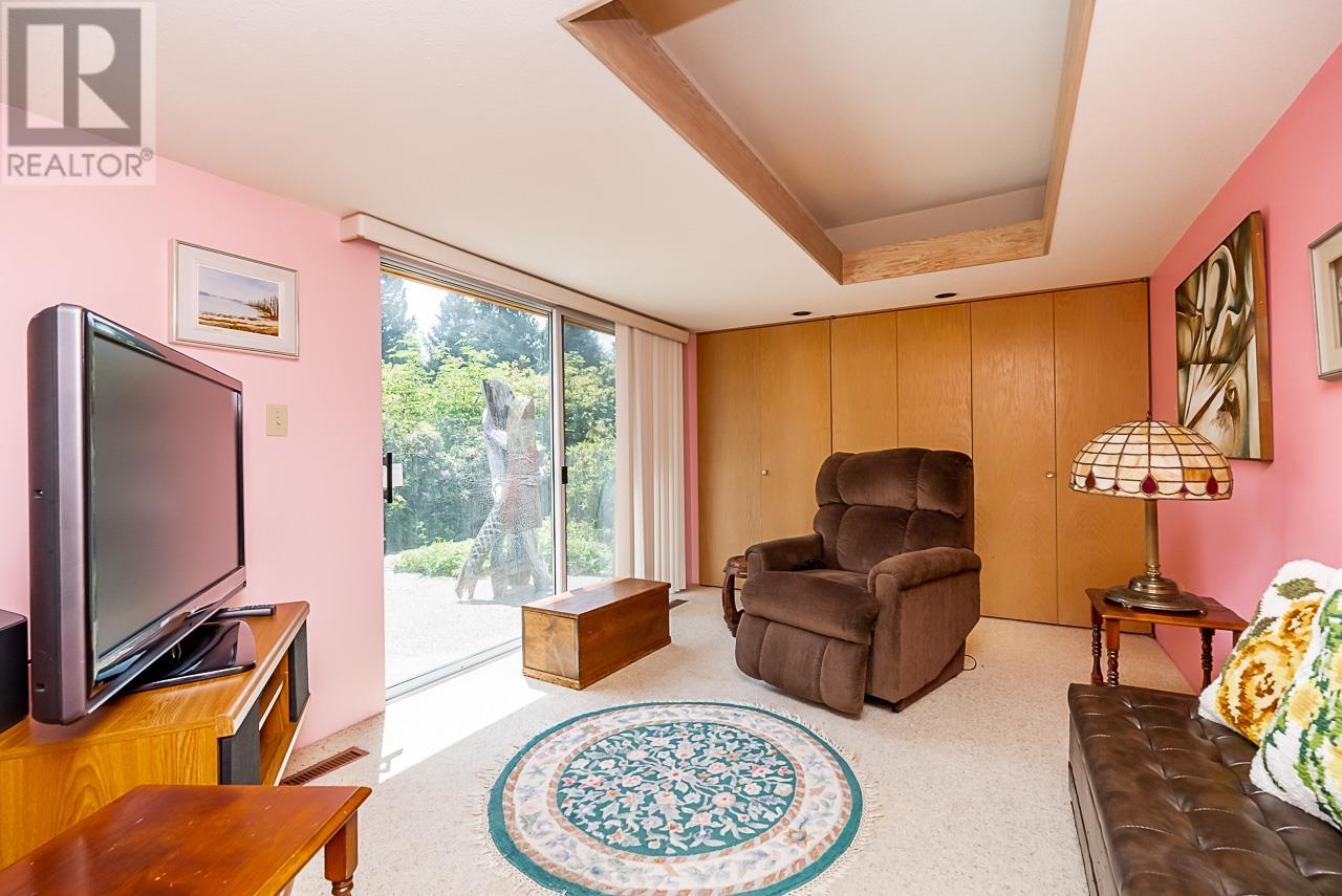 405 Bury Lane, West Vancouver, British Columbia  V7S 1K4 - Photo 14 - R2814352