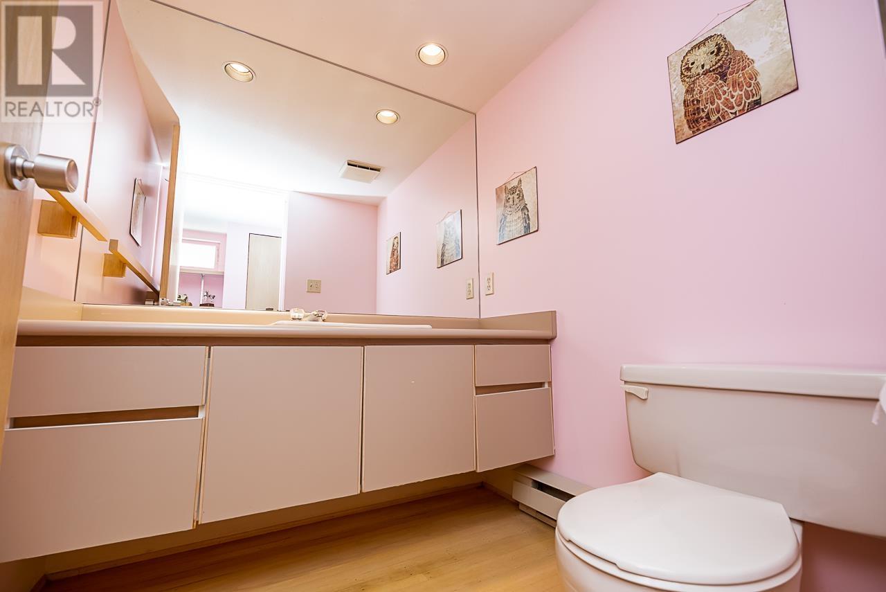405 Bury Lane, West Vancouver, British Columbia  V7S 1K4 - Photo 15 - R2814352