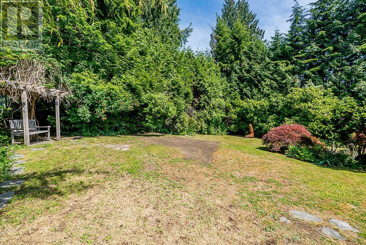405 Bury Lane, West Vancouver, British Columbia  V7S 1K4 - Photo 27 - R2814352