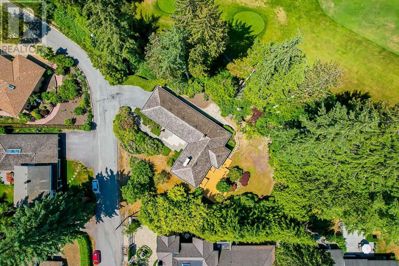 405 Bury Lane, West Vancouver, British Columbia  V7S 1K4 - Photo 39 - R2814352