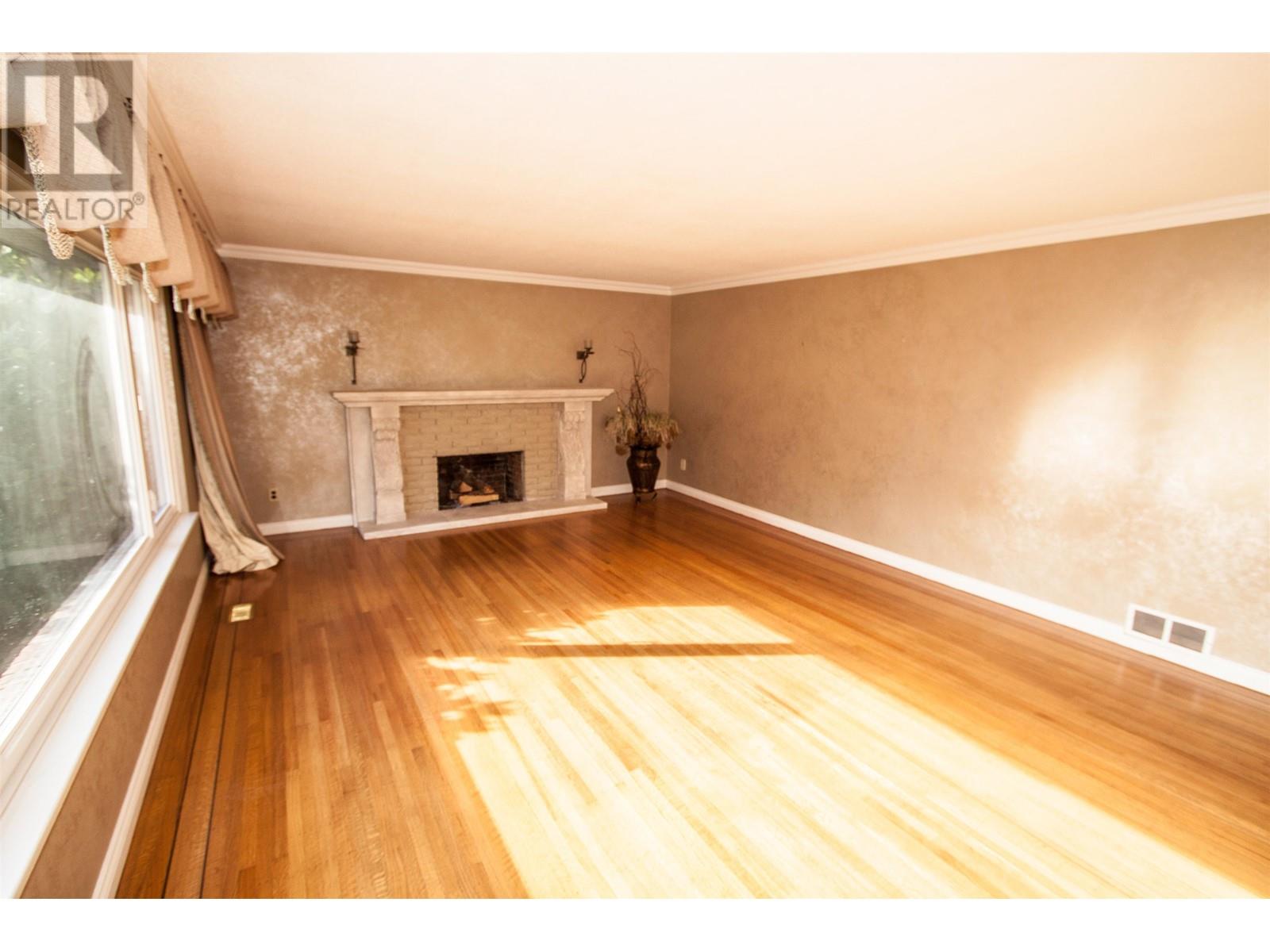 4032 Ripple Road, West Vancouver, British Columbia  V7V 3K9 - Photo 2 - R2814389