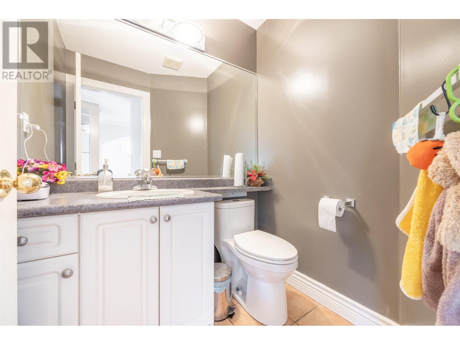 1332 Rama Avenue, New Westminster, British Columbia  V3M 6T6 - Photo 16 - R2814372