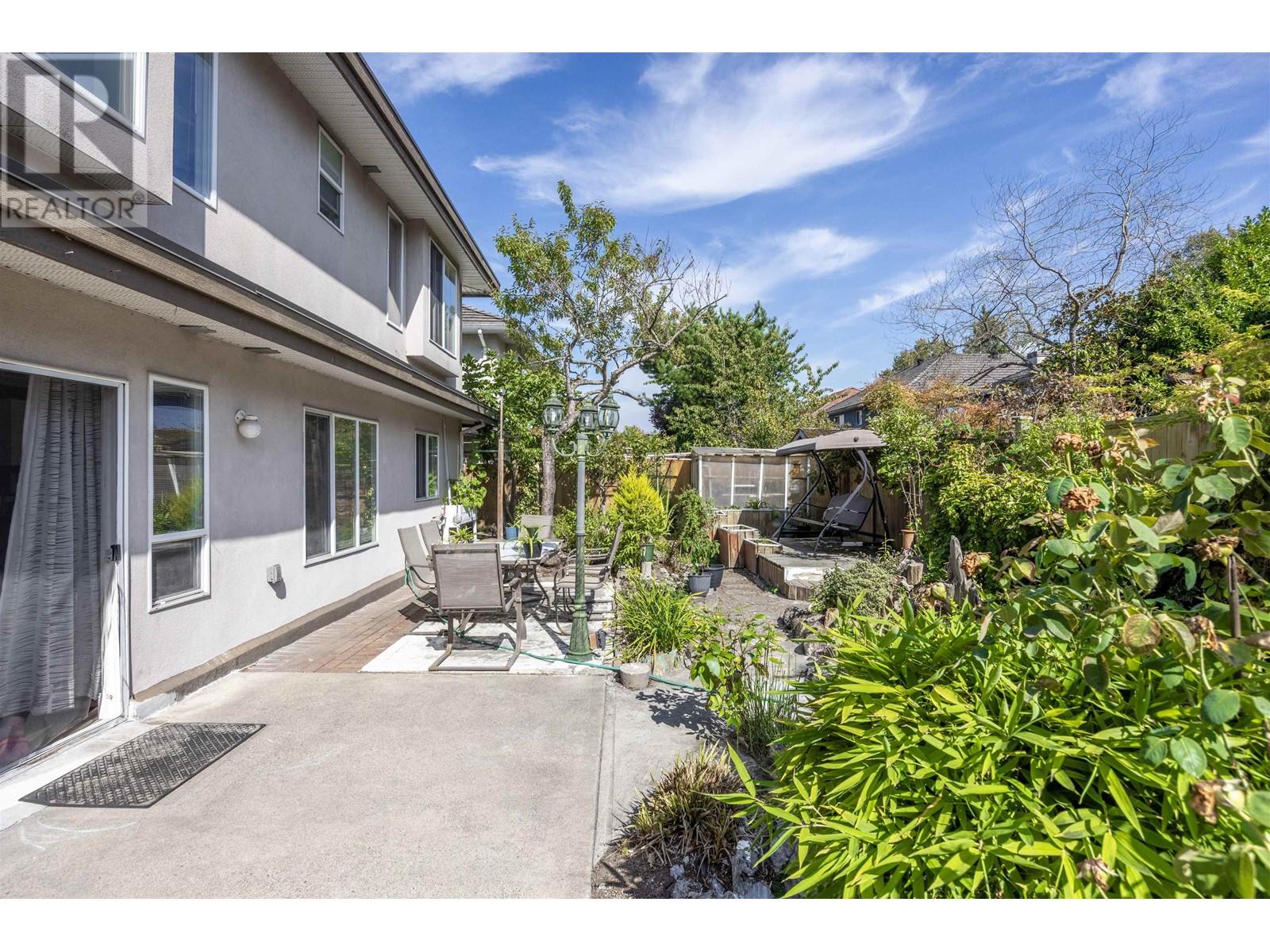 1332 Rama Avenue, New Westminster, British Columbia  V3M 6T6 - Photo 33 - R2814372